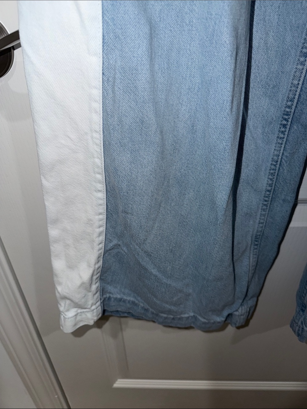 Gap baggy mid rise Wide Leg Two-Tone Light Wash Jeans - size 12 - Picture 3 of 5